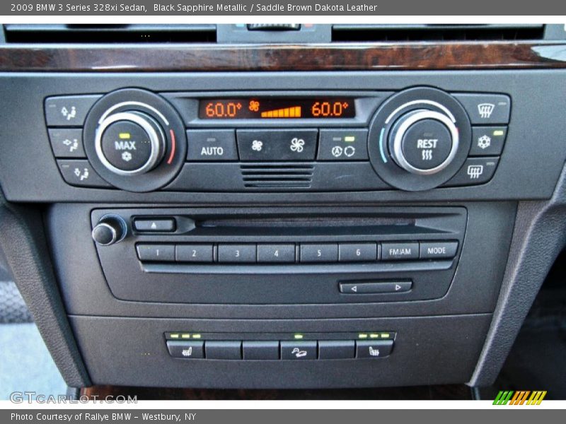 Controls of 2009 3 Series 328xi Sedan