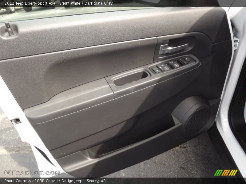 Bright White / Dark Slate Gray 2012 Jeep Liberty Sport 4x4