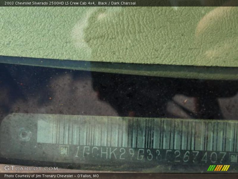 Black / Dark Charcoal 2003 Chevrolet Silverado 2500HD LS Crew Cab 4x4