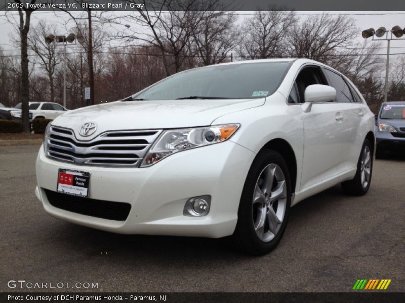 Blizzard Pearl / Gray 2009 Toyota Venza V6