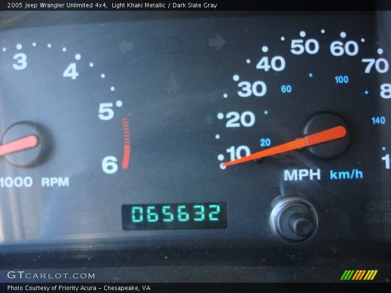 Light Khaki Metallic / Dark Slate Gray 2005 Jeep Wrangler Unlimited 4x4