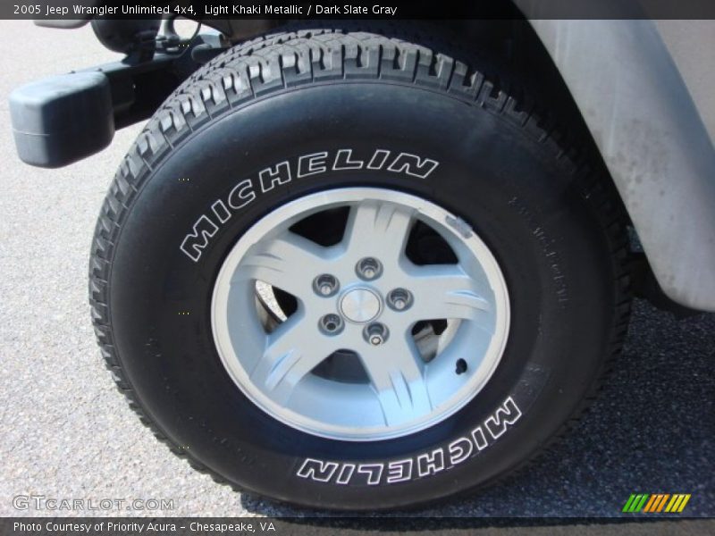 Light Khaki Metallic / Dark Slate Gray 2005 Jeep Wrangler Unlimited 4x4
