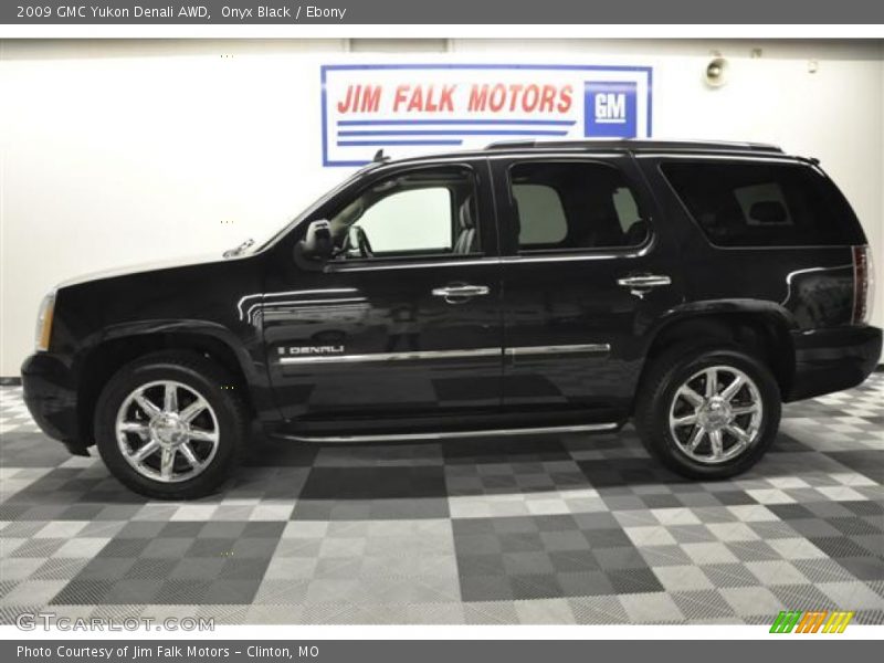 Onyx Black / Ebony 2009 GMC Yukon Denali AWD