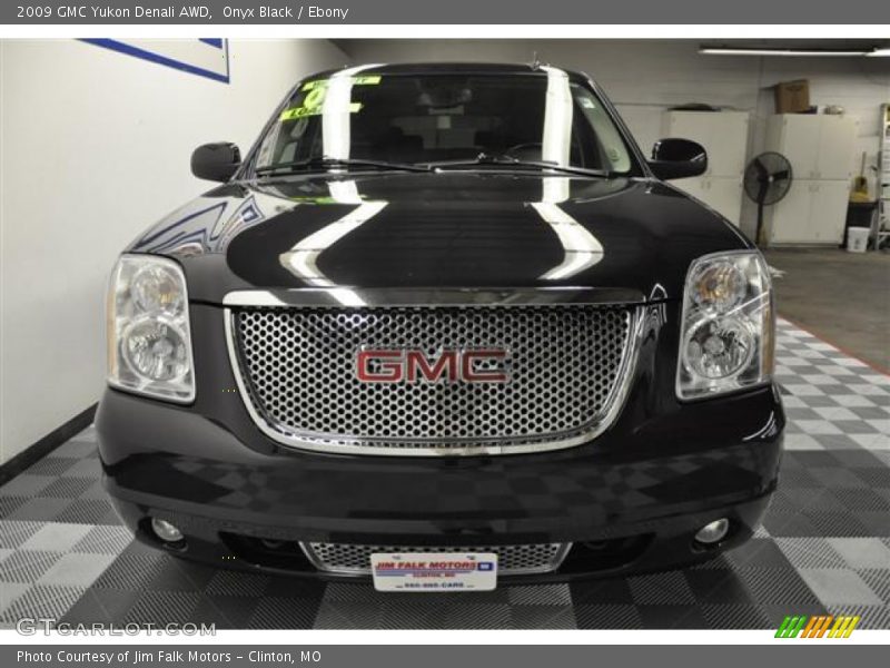 Onyx Black / Ebony 2009 GMC Yukon Denali AWD
