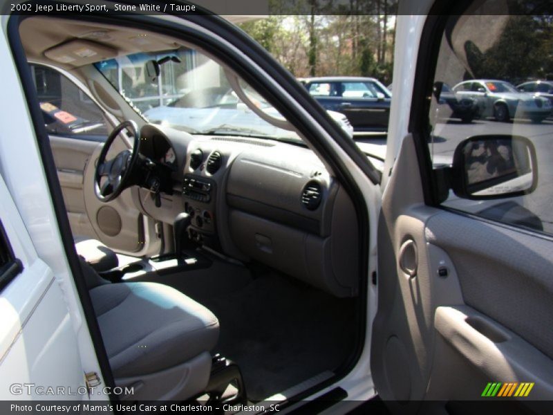 Stone White / Taupe 2002 Jeep Liberty Sport