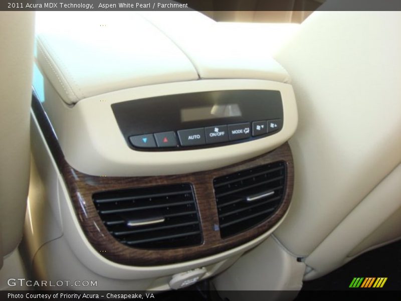 Aspen White Pearl / Parchment 2011 Acura MDX Technology