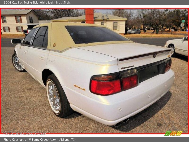 White Lightning / Shale 2004 Cadillac Seville SLS