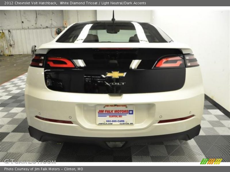White Diamond Tricoat / Light Neutral/Dark Accents 2012 Chevrolet Volt Hatchback