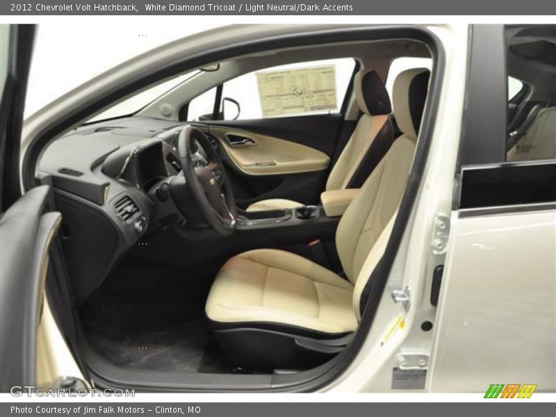  2012 Volt Hatchback Light Neutral/Dark Accents Interior
