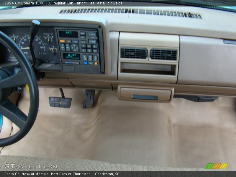 Dashboard of 1994 Sierra 1500 SLE Regular Cab