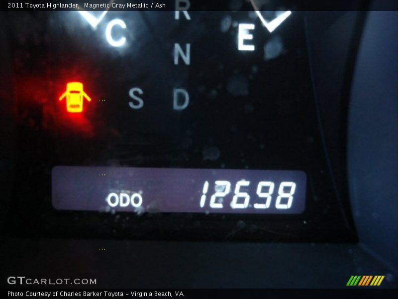 Magnetic Gray Metallic / Ash 2011 Toyota Highlander