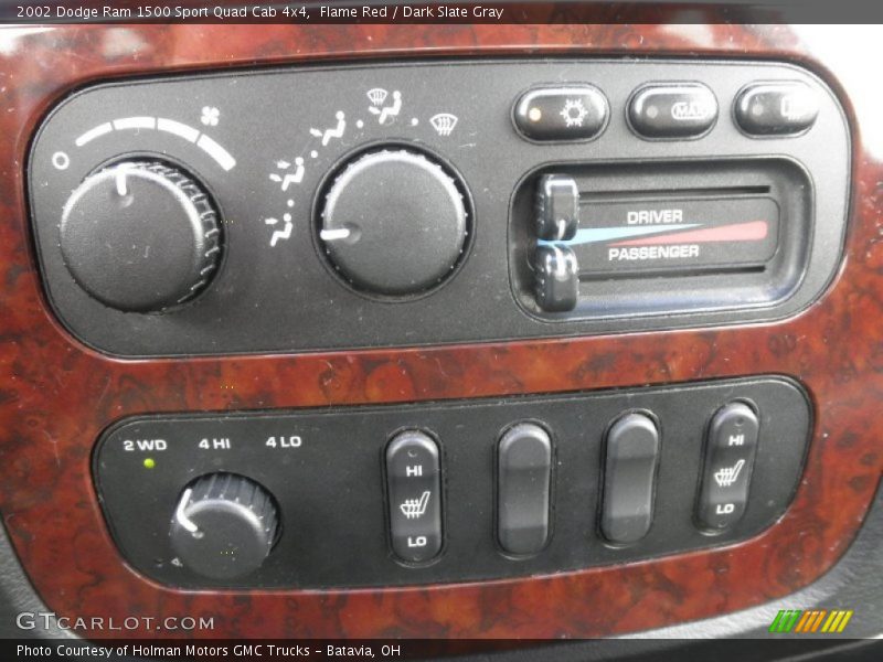 Flame Red / Dark Slate Gray 2002 Dodge Ram 1500 Sport Quad Cab 4x4