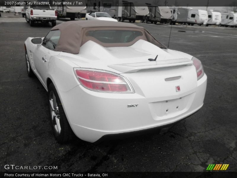 Polar White / Tan 2007 Saturn Sky Roadster