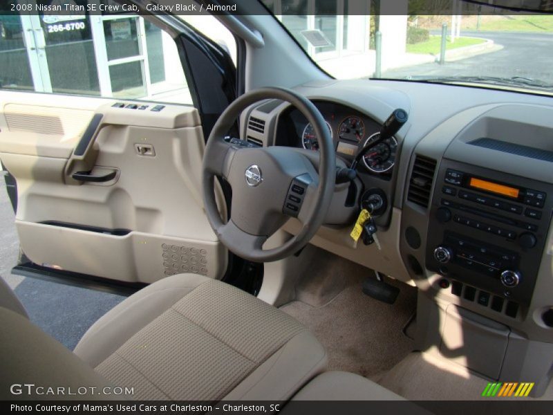 Galaxy Black / Almond 2008 Nissan Titan SE Crew Cab