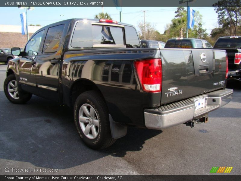 Galaxy Black / Almond 2008 Nissan Titan SE Crew Cab
