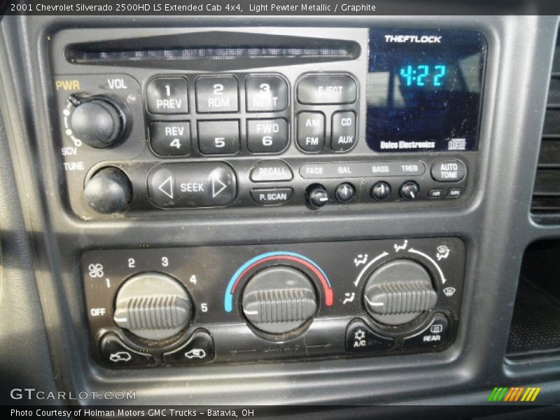 Controls of 2001 Silverado 2500HD LS Extended Cab 4x4