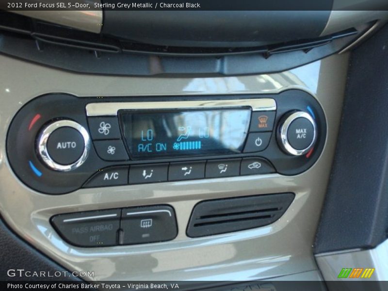 Sterling Grey Metallic / Charcoal Black 2012 Ford Focus SEL 5-Door