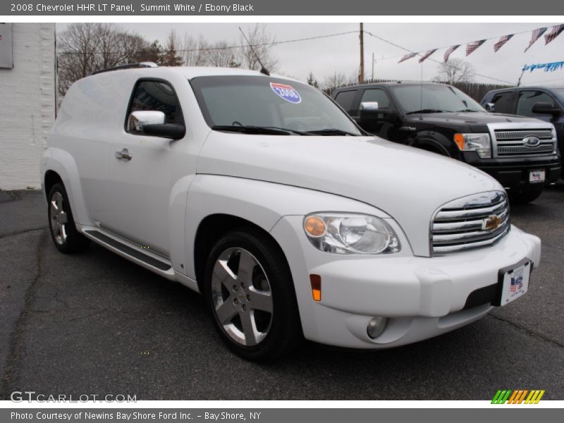 Front 3/4 View of 2008 HHR LT Panel