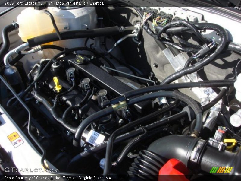 Brilliant Silver Metallic / Charcoal 2009 Ford Escape XLT