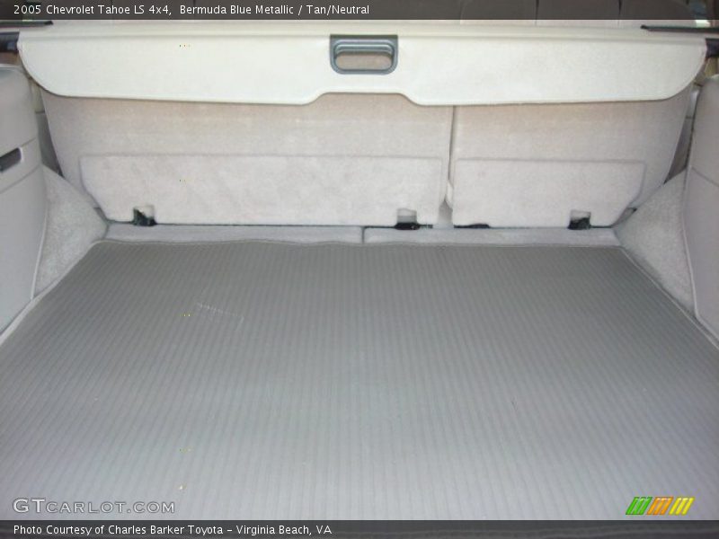 Bermuda Blue Metallic / Tan/Neutral 2005 Chevrolet Tahoe LS 4x4