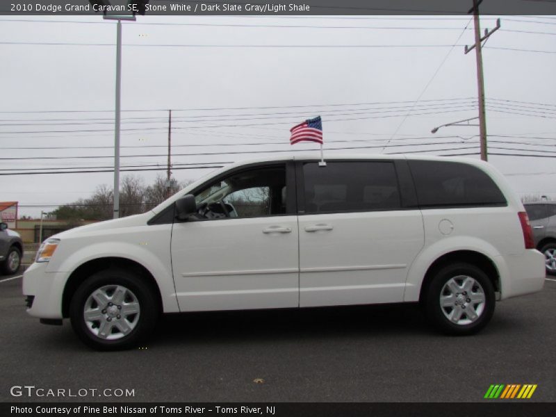 Stone White / Dark Slate Gray/Light Shale 2010 Dodge Grand Caravan SE
