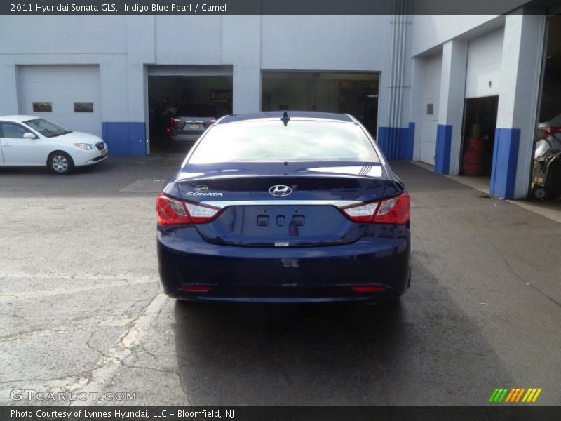 Indigo Blue Pearl / Camel 2011 Hyundai Sonata GLS