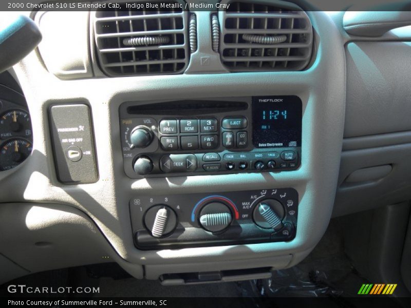 Indigo Blue Metallic / Medium Gray 2000 Chevrolet S10 LS Extended Cab