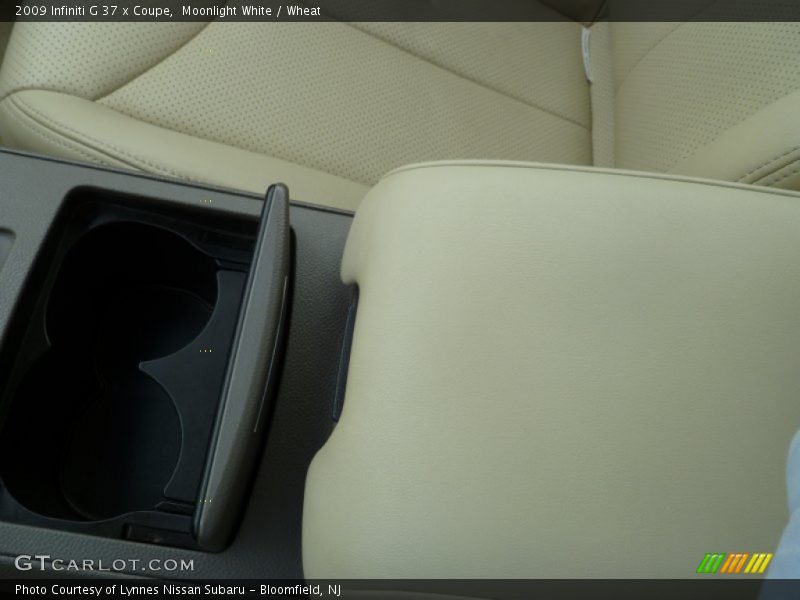 Moonlight White / Wheat 2009 Infiniti G 37 x Coupe