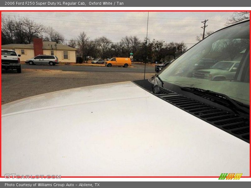 Oxford White / Tan 2006 Ford F250 Super Duty XL Regular Cab