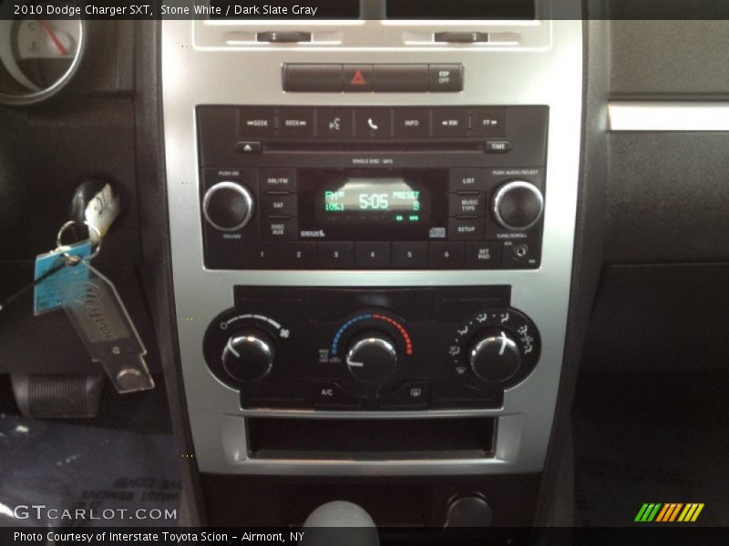 Stone White / Dark Slate Gray 2010 Dodge Charger SXT