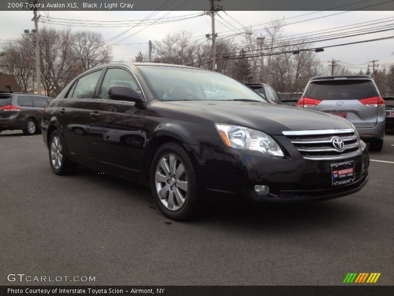 Black / Light Gray 2006 Toyota Avalon XLS