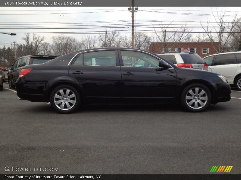 Black / Light Gray 2006 Toyota Avalon XLS
