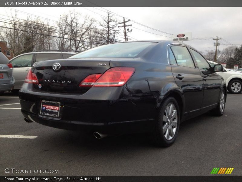 Black / Light Gray 2006 Toyota Avalon XLS