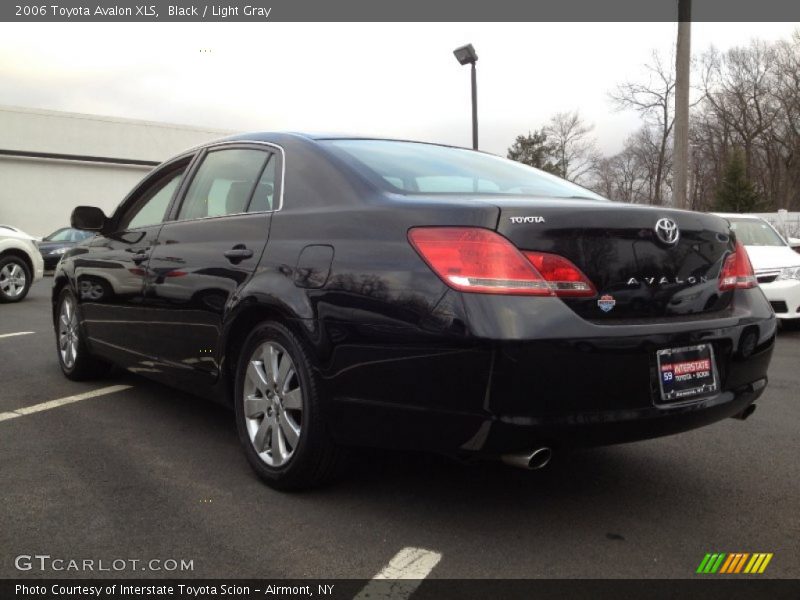Black / Light Gray 2006 Toyota Avalon XLS