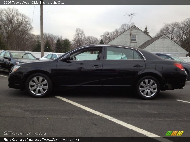 Black / Light Gray 2006 Toyota Avalon XLS