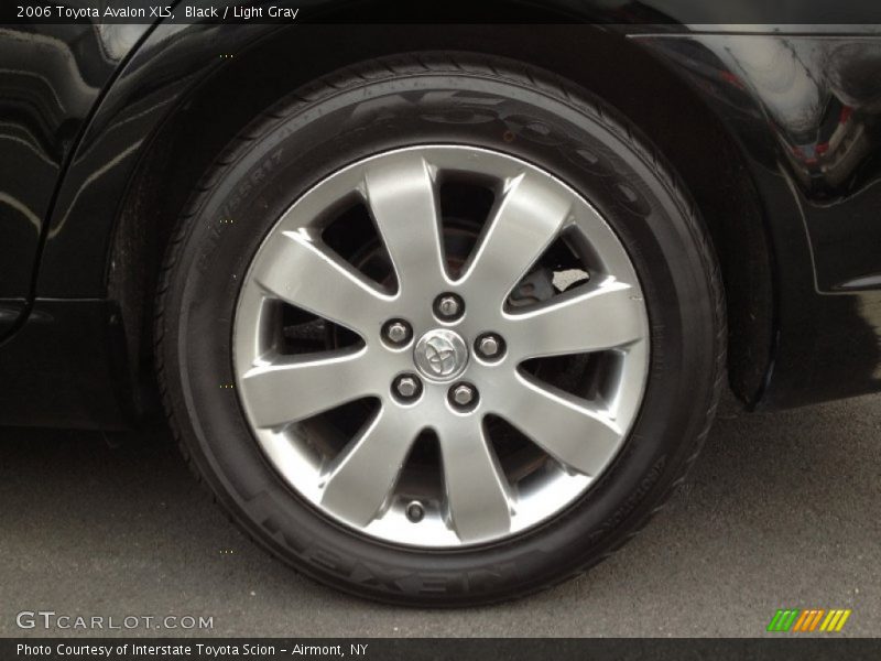 Black / Light Gray 2006 Toyota Avalon XLS