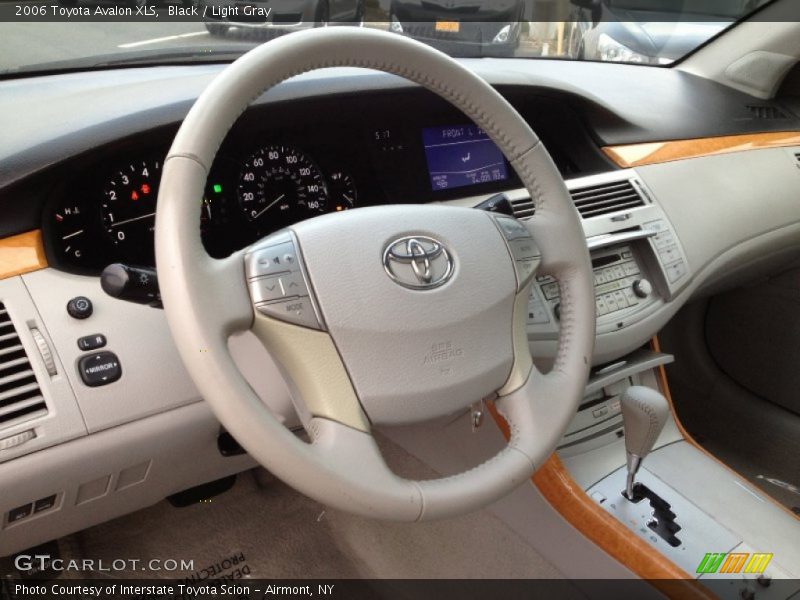 Black / Light Gray 2006 Toyota Avalon XLS