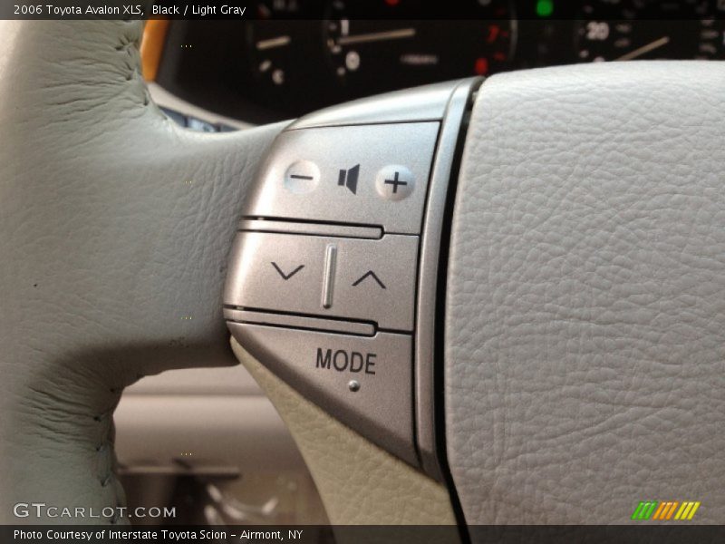 Black / Light Gray 2006 Toyota Avalon XLS