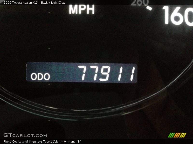 Black / Light Gray 2006 Toyota Avalon XLS