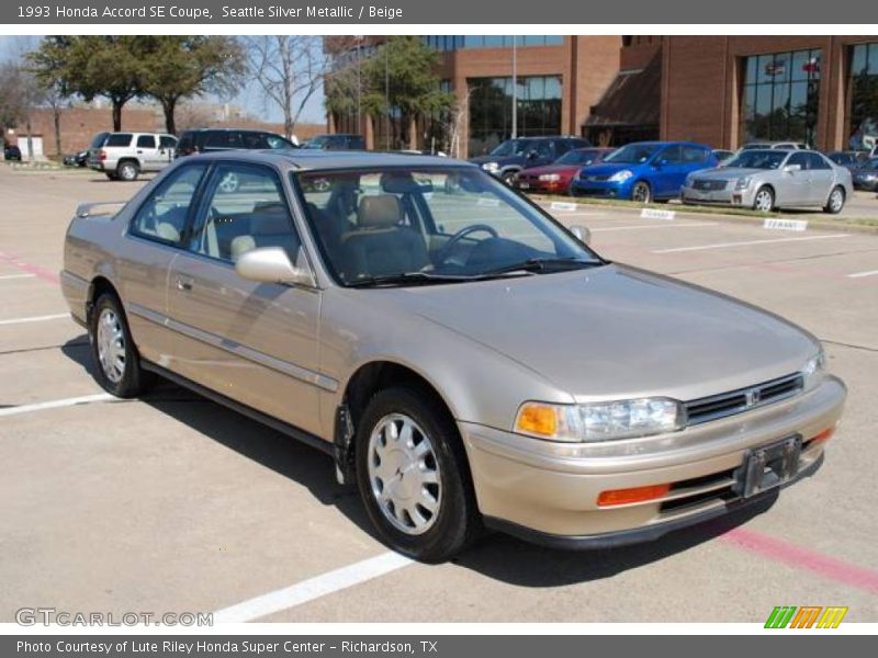 Seattle Silver Metallic / Beige 1993 Honda Accord SE Coupe