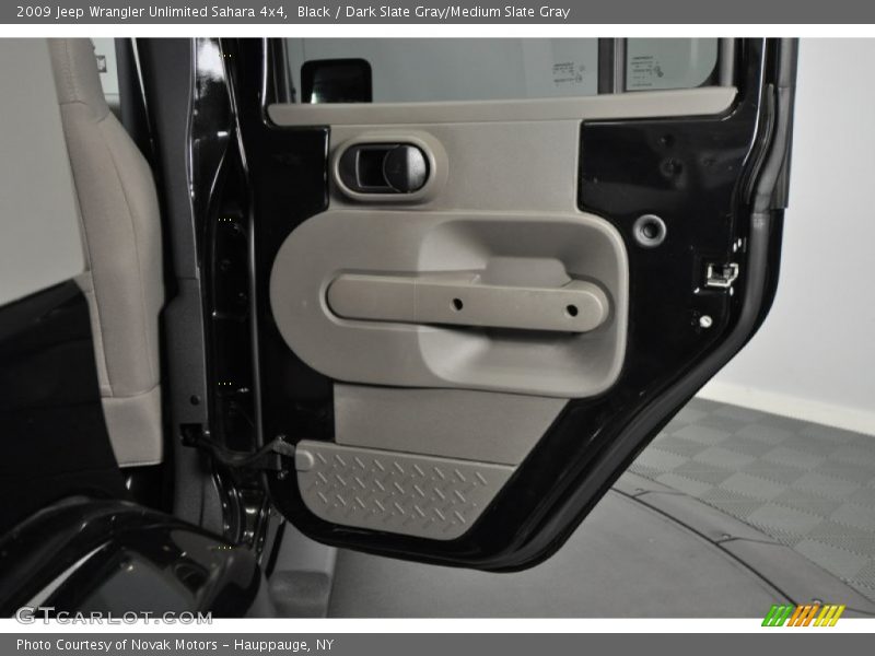 Black / Dark Slate Gray/Medium Slate Gray 2009 Jeep Wrangler Unlimited Sahara 4x4