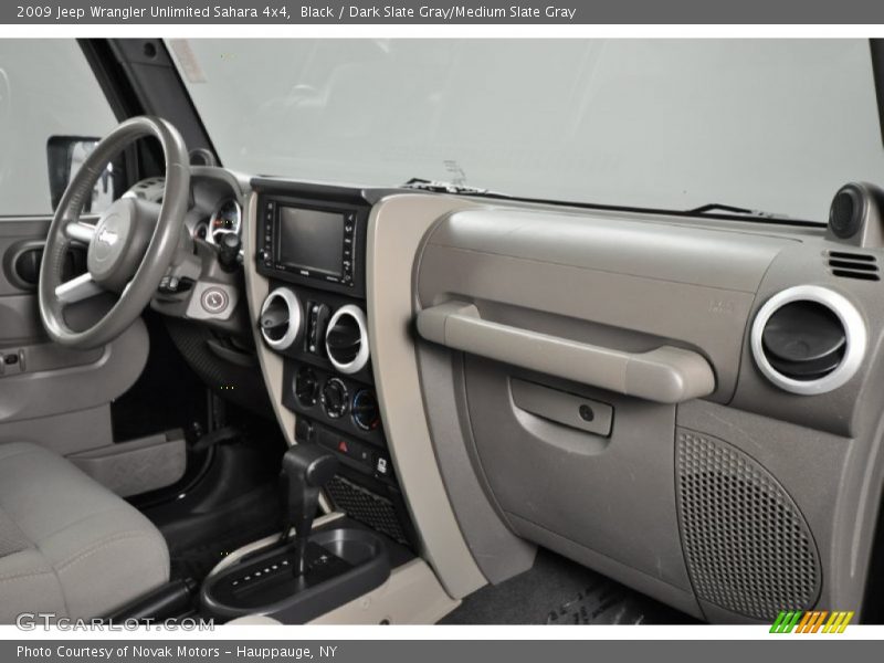 Black / Dark Slate Gray/Medium Slate Gray 2009 Jeep Wrangler Unlimited Sahara 4x4