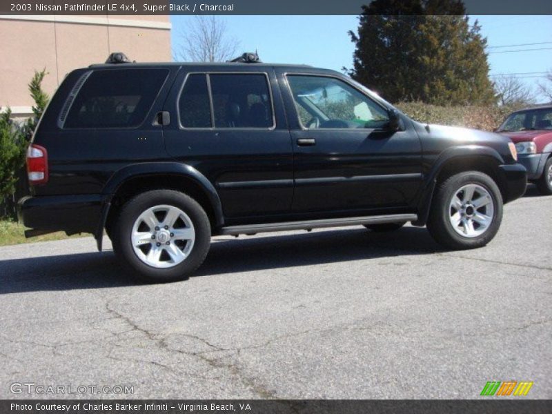 Super Black / Charcoal 2003 Nissan Pathfinder LE 4x4