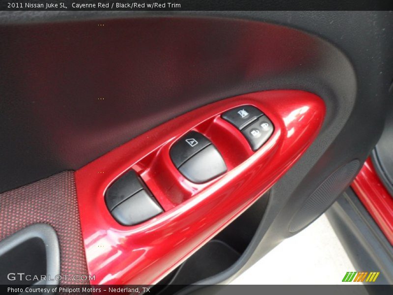 Cayenne Red / Black/Red w/Red Trim 2011 Nissan Juke SL