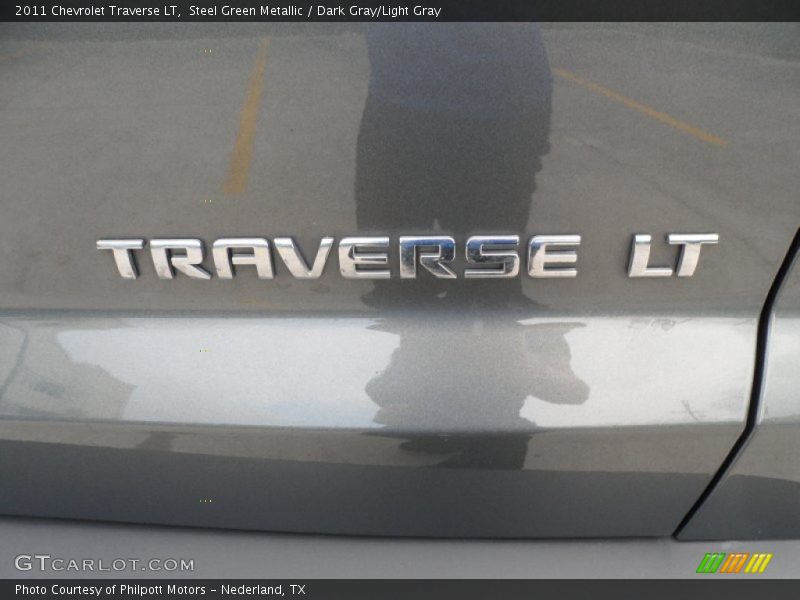 Steel Green Metallic / Dark Gray/Light Gray 2011 Chevrolet Traverse LT