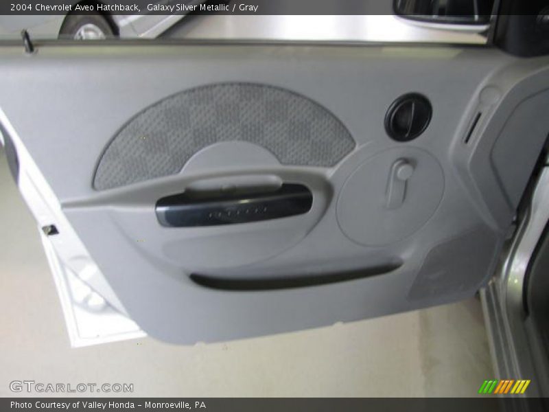Galaxy Silver Metallic / Gray 2004 Chevrolet Aveo Hatchback