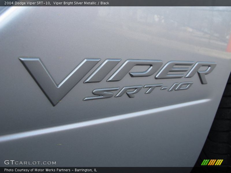  2004 Viper SRT-10 Logo