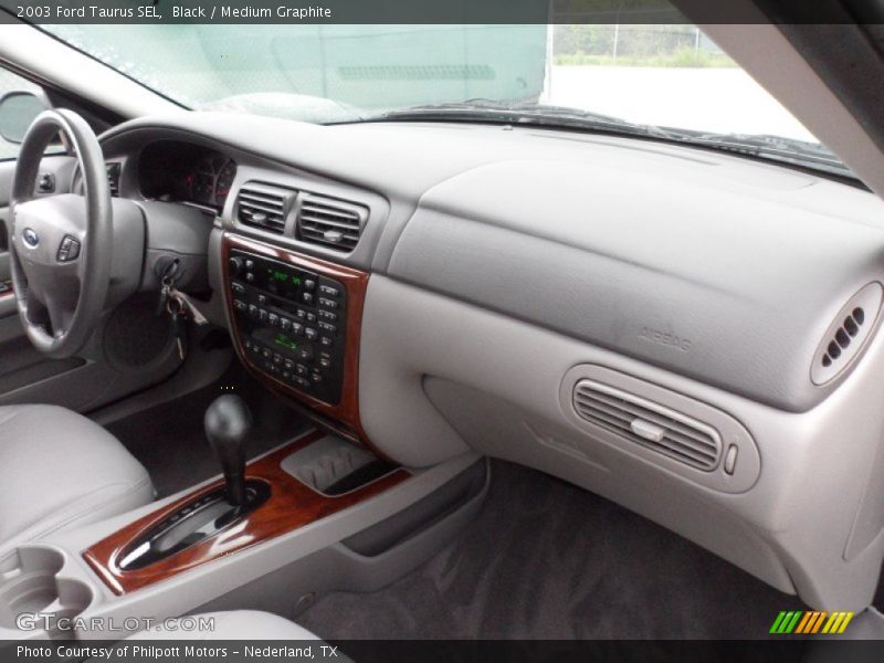 Black / Medium Graphite 2003 Ford Taurus SEL
