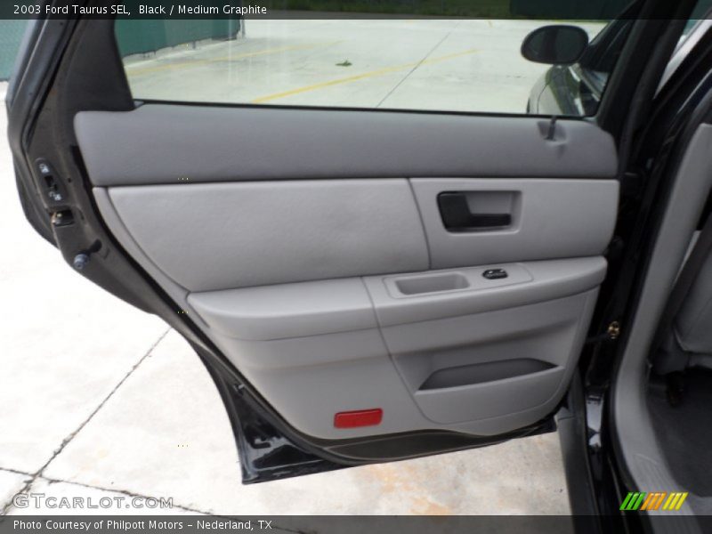 Black / Medium Graphite 2003 Ford Taurus SEL