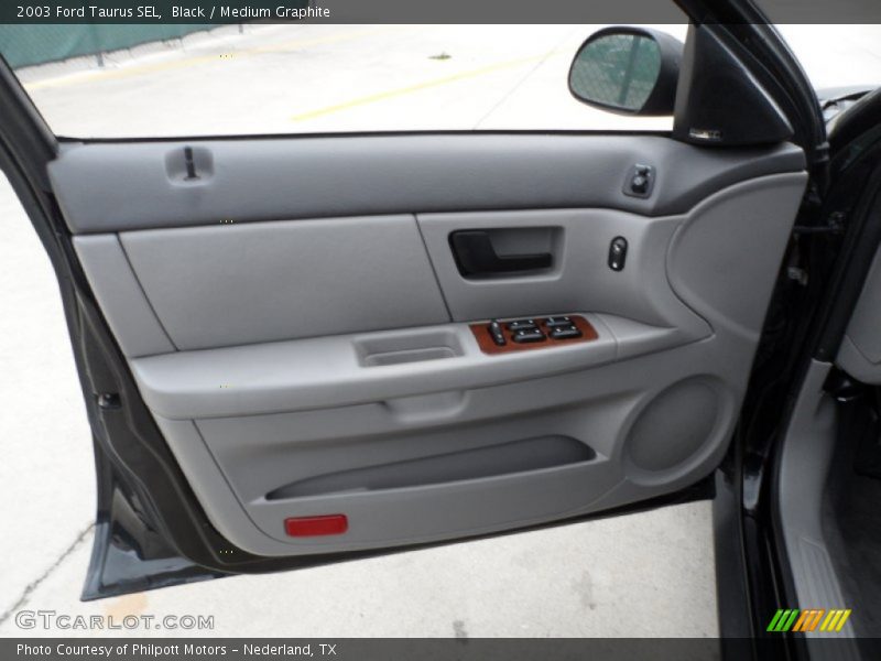 Black / Medium Graphite 2003 Ford Taurus SEL